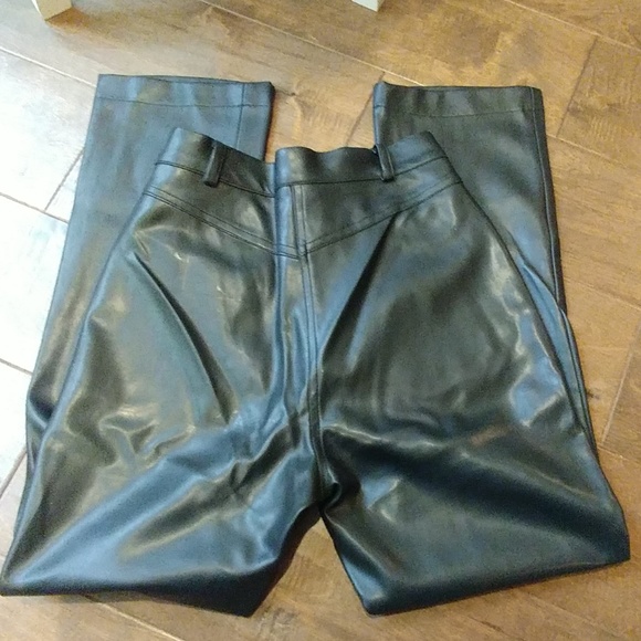 Astuces faux leather pants - Picture 5 of 8